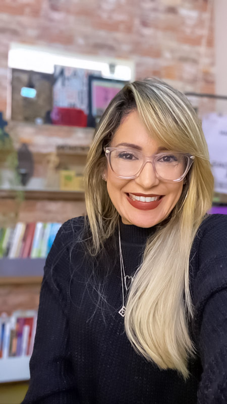 Daniela Cabral - Agência de Marketing Comuni-k